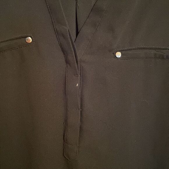 ⭐️DYNAMITE BLOUSE - Picture 8 of 11